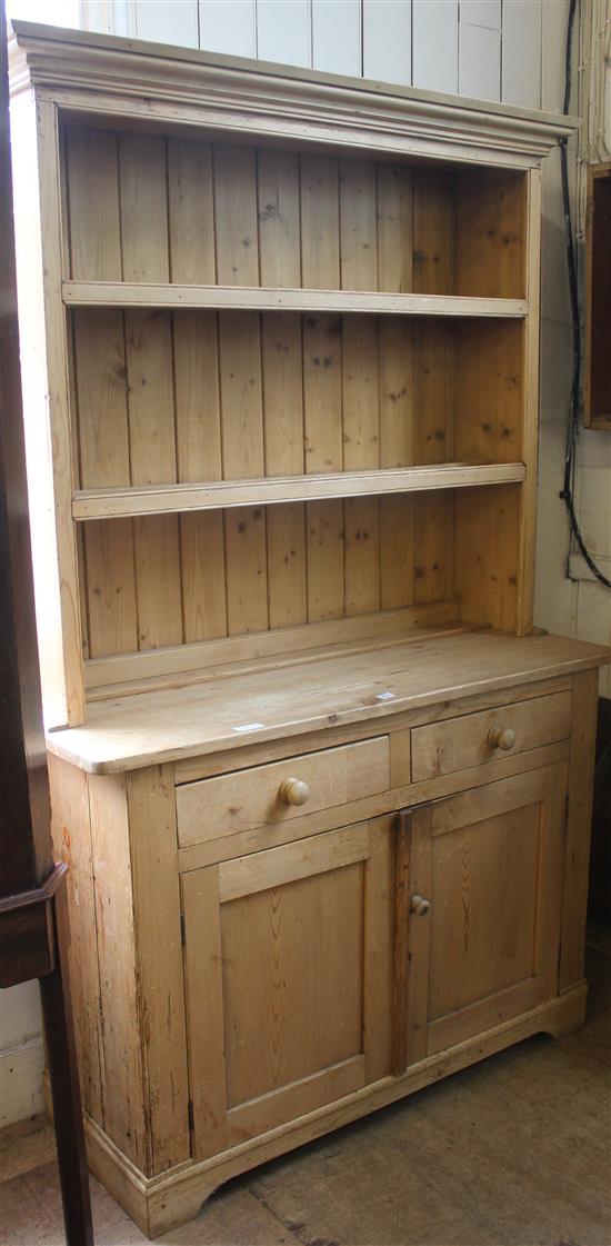 Stripped pine dresser